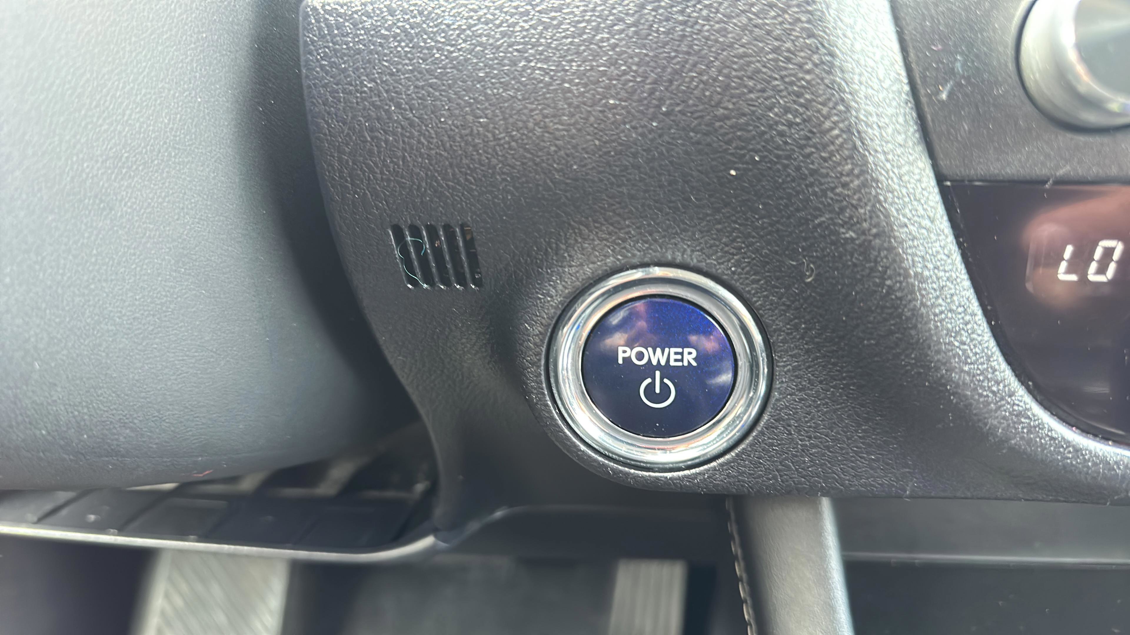 Used 2019 Lexus RX 450h AWD w/ Navigation Package image 19