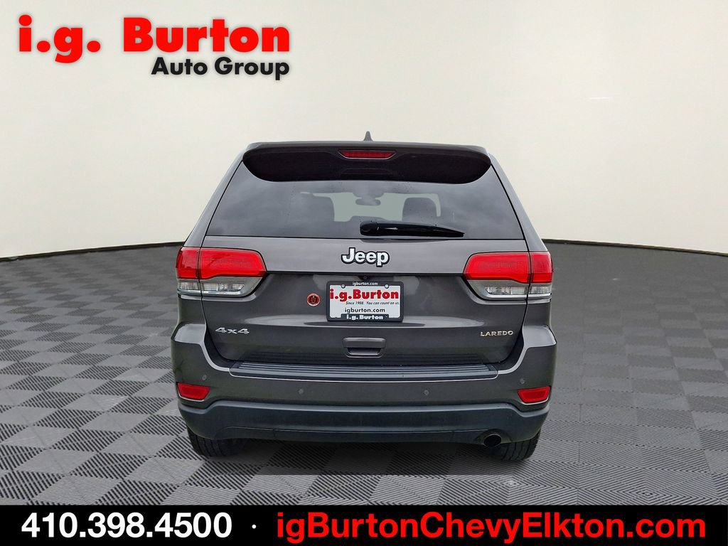 Used 2019 Jeep Grand Cherokee Laredo AWD/4WD image 5