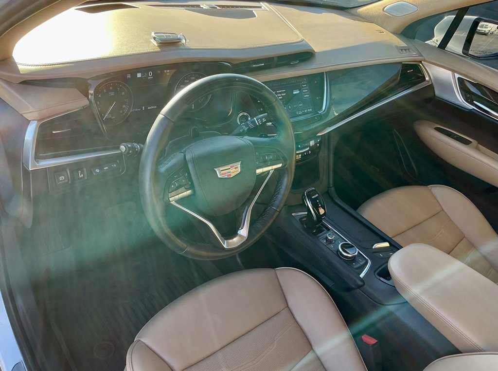 Used 2025 Cadillac XT6 Premium Luxury w/ Platinum Package image 36