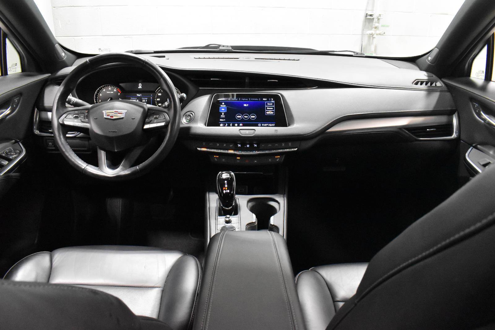 Used 2020 Cadillac XT4 Premium Luxury image 5