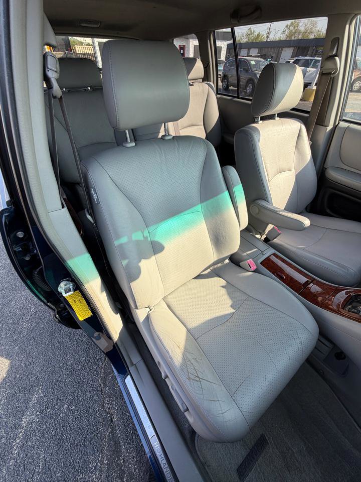 Used 2005 Toyota Highlander Limited image 21