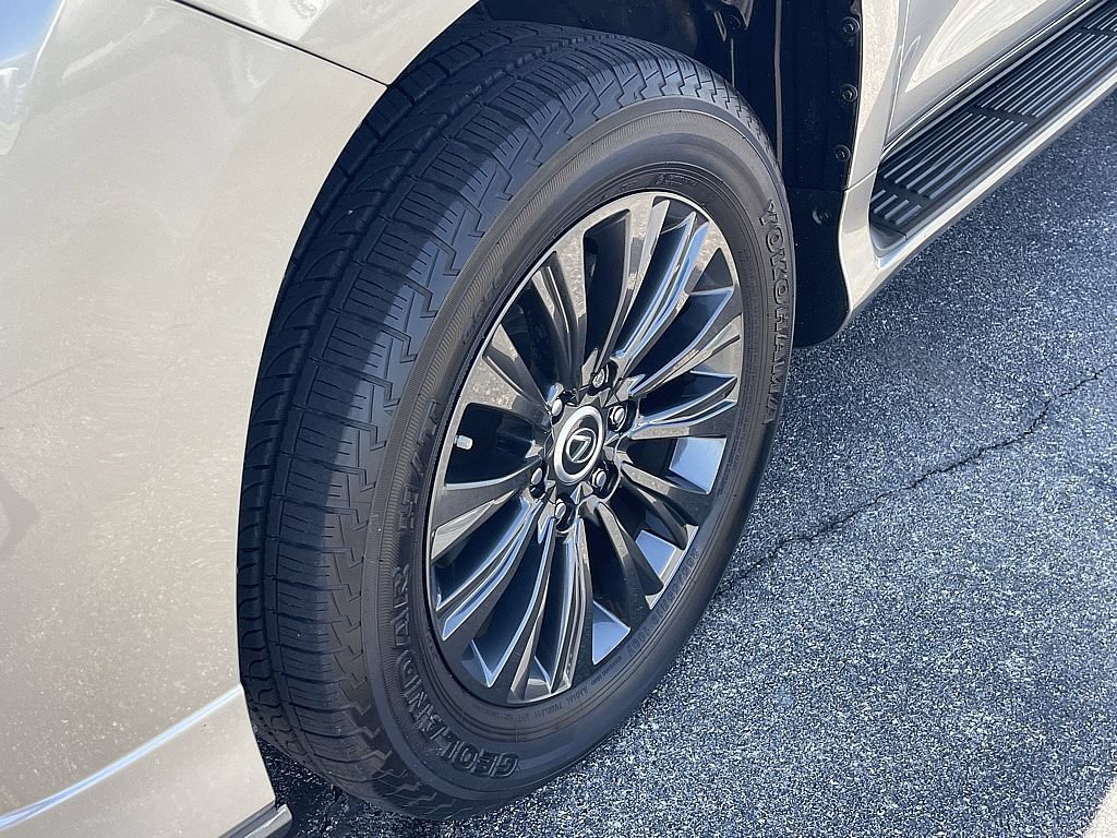 Used 2020 Lexus GX 460 Premium AWD/4WD image 9