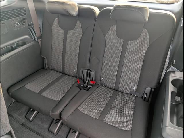 New 2026 Kia Sorento LX image 9