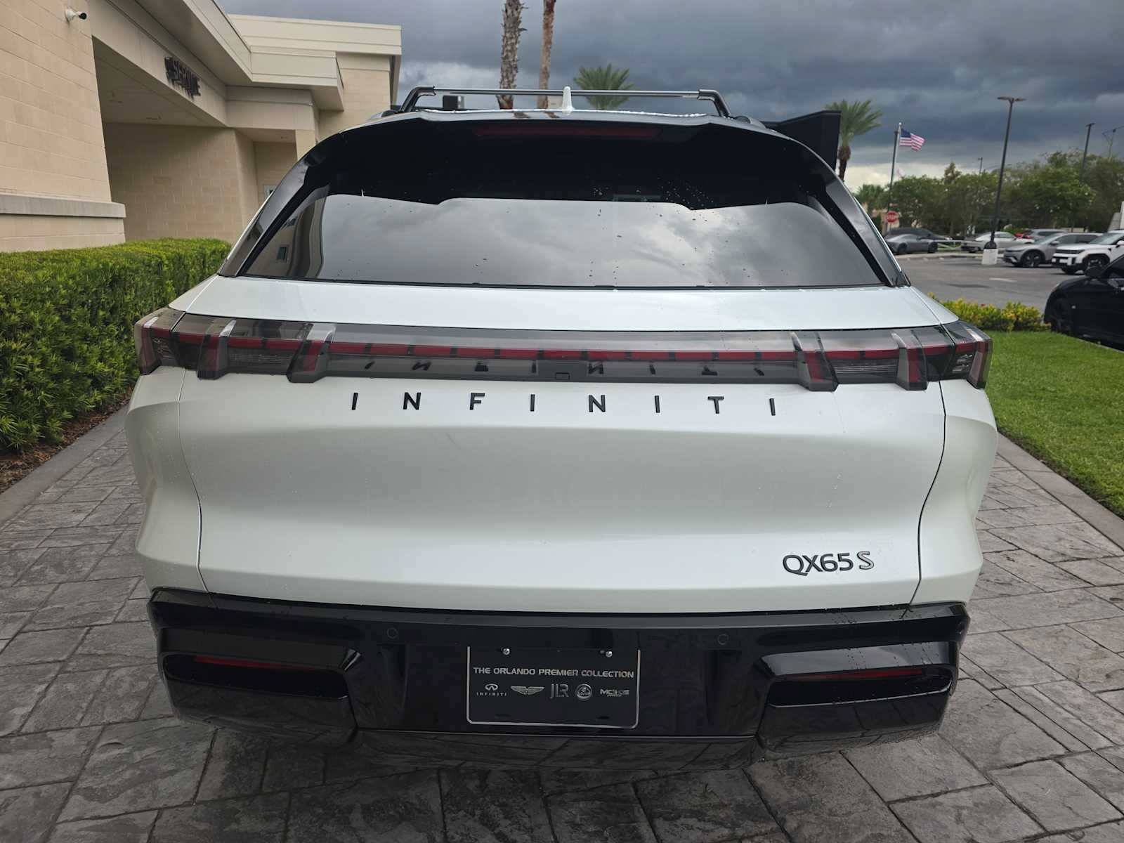 New 2027 INFINITI QX65 Sport w/ Cargo Package AWD/4WD image 5