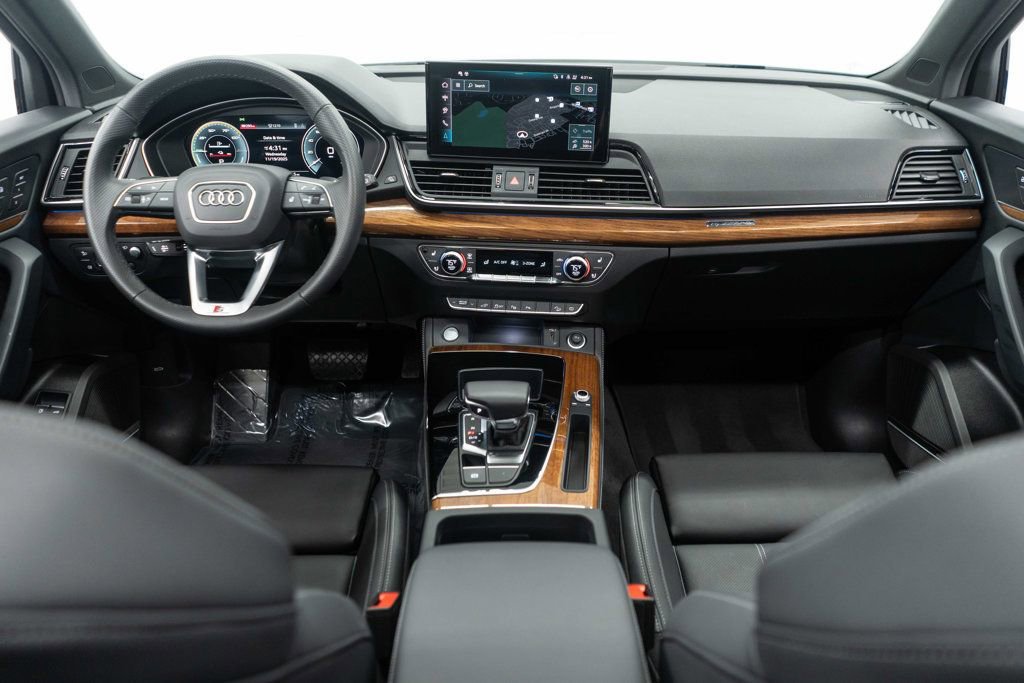 Used 2024 Audi Q5 e Prestige image 10