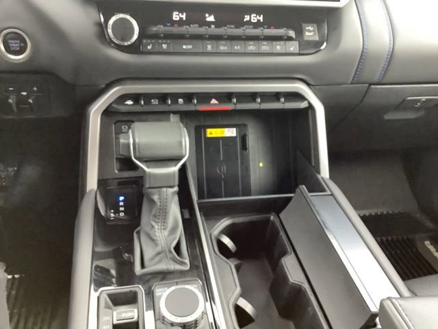 Used 2023 Toyota Tundra Platinum AWD/4WD image 32