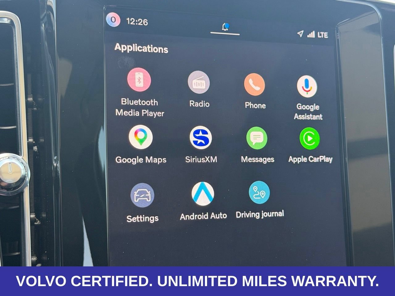 Certified 2026 Volvo XC40 B5 Plus AWD/4WD image 20