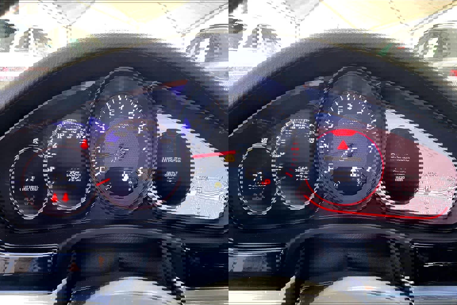 Used 2022 Porsche Panamera 4 Platinum Edition image 26