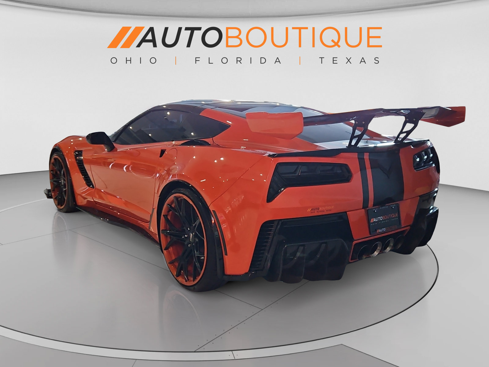 Used 2019 Chevrolet Corvette Z06 RWD image 3