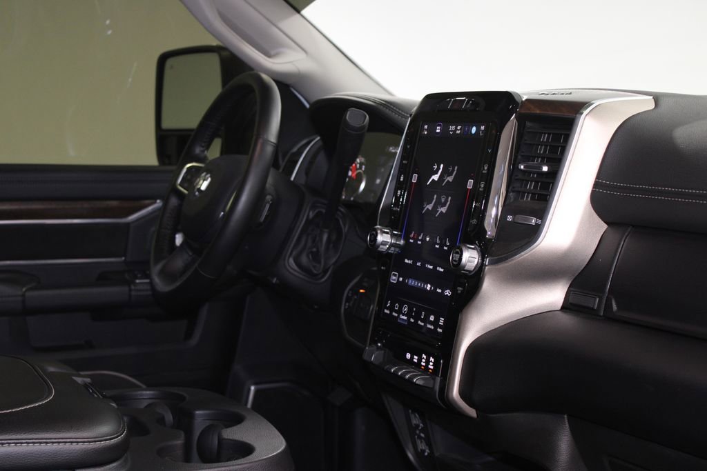 Used 2024 RAM 2500 Laramie image 31