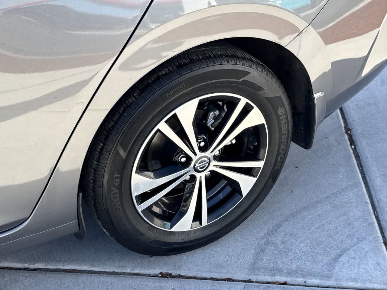 Used 2022 Nissan Sentra SV w/ Trunk Package FWD image 8