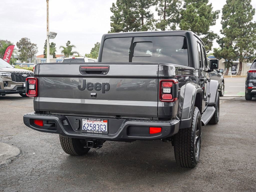 Used 2021 Jeep Gladiator Sport image 7