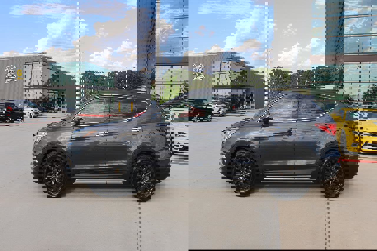 Used 2017 Hyundai Santa Fe Sport w/ Cargo Package image 2