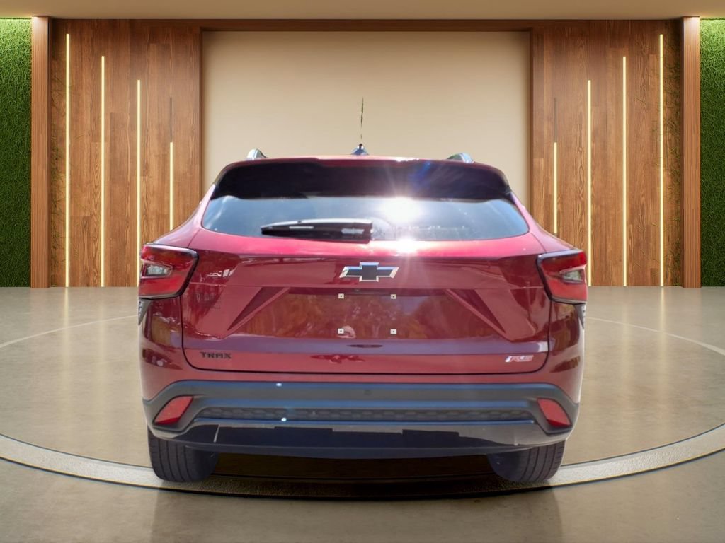 Certified 2025 Chevrolet Trax RS w/ Driver Confidence Package FWD image 29