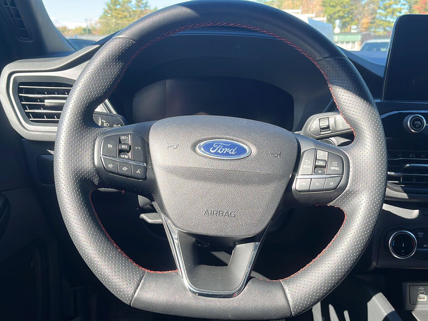Used 2026 Ford Escape ST-Line AWD/4WD image 16