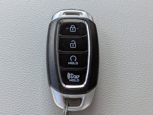 Used 2022 Hyundai Kona SEL image 11