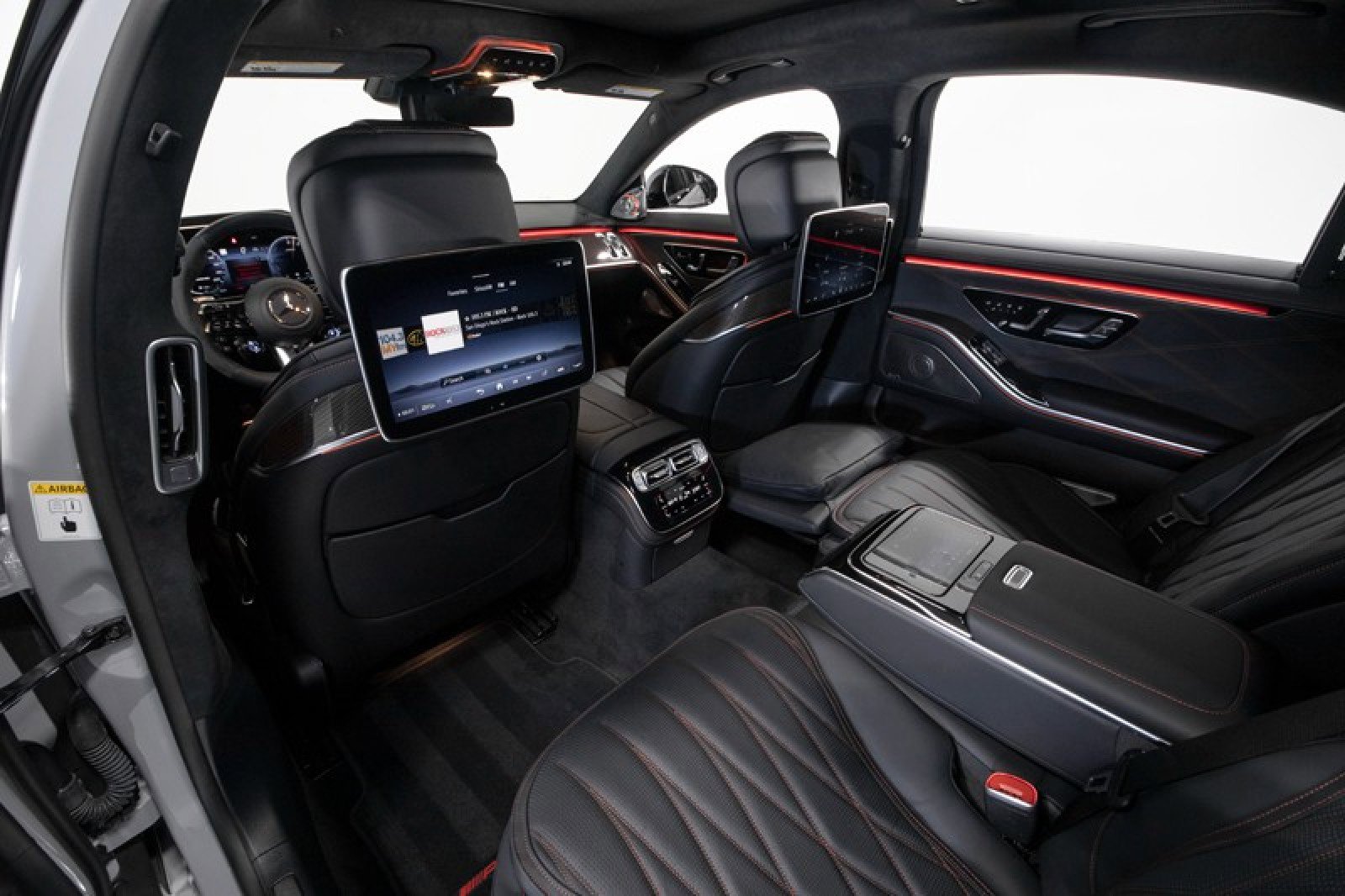 Used 2024 Mercedes-Benz S 63 AMG S image 46