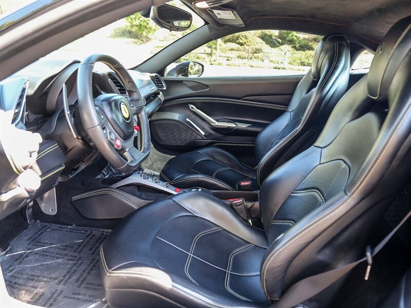 Used 2016 Ferrari 488 GTB RWD image 30