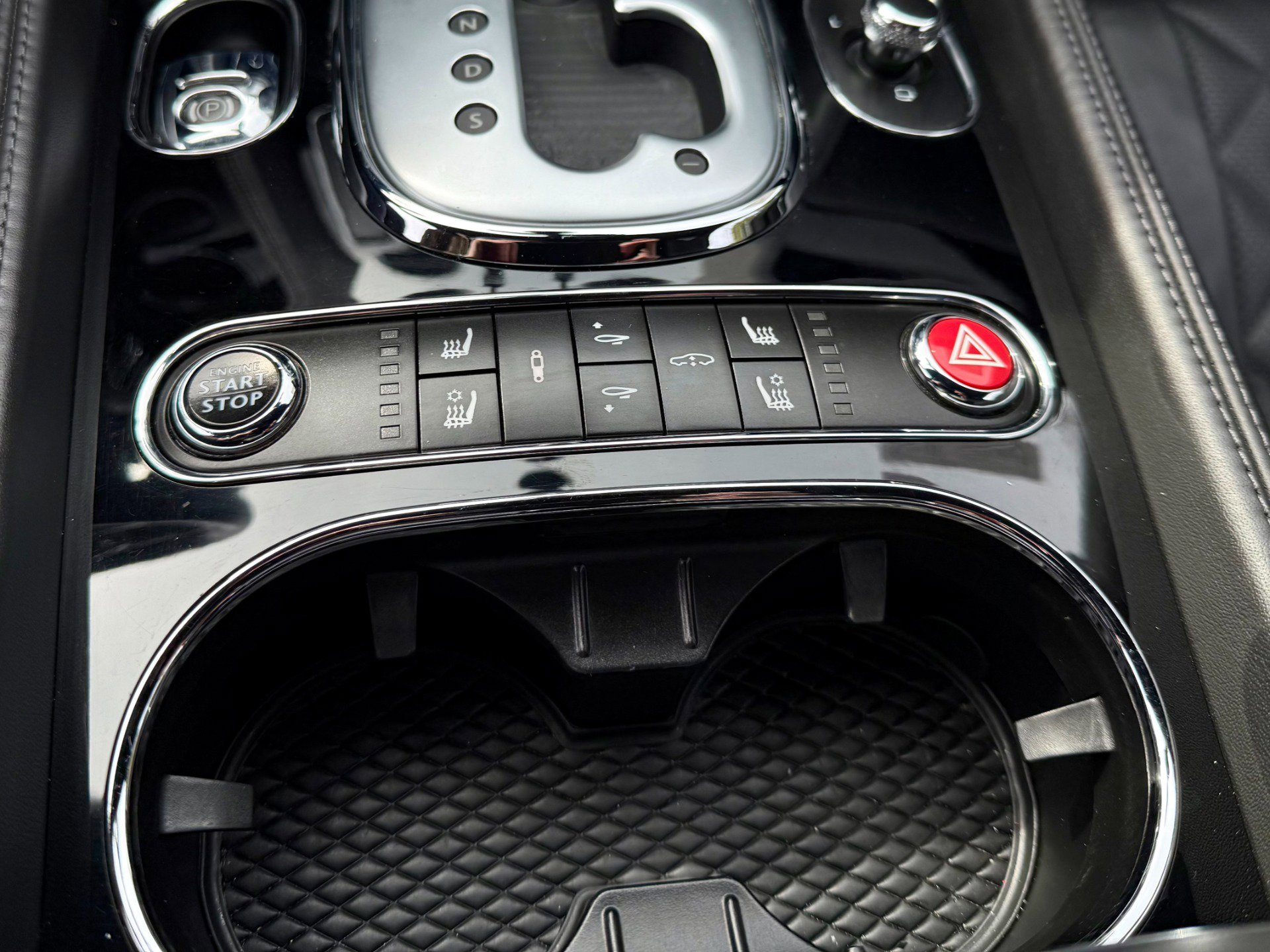 Used 2017 Bentley Continental GT image 31