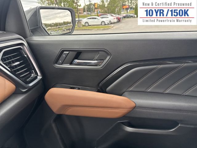 Used 2024 GMC Canyon AT4 w/ AT4 Premium Package image 26