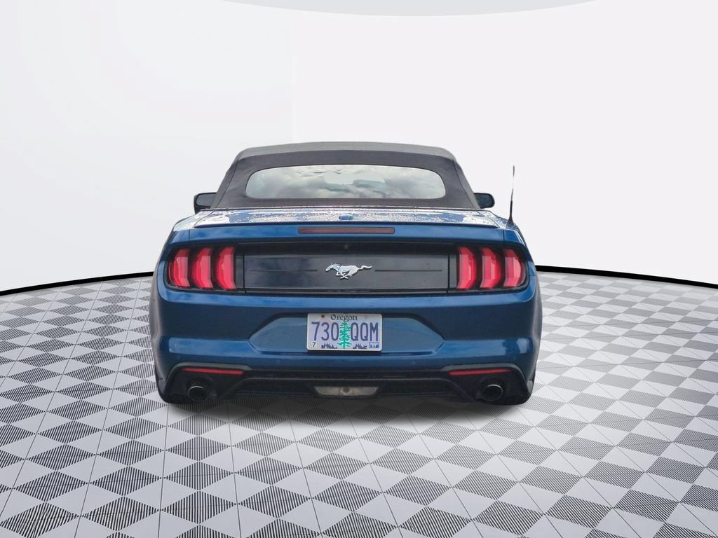 Used 2022 Ford Mustang Premium RWD image 5
