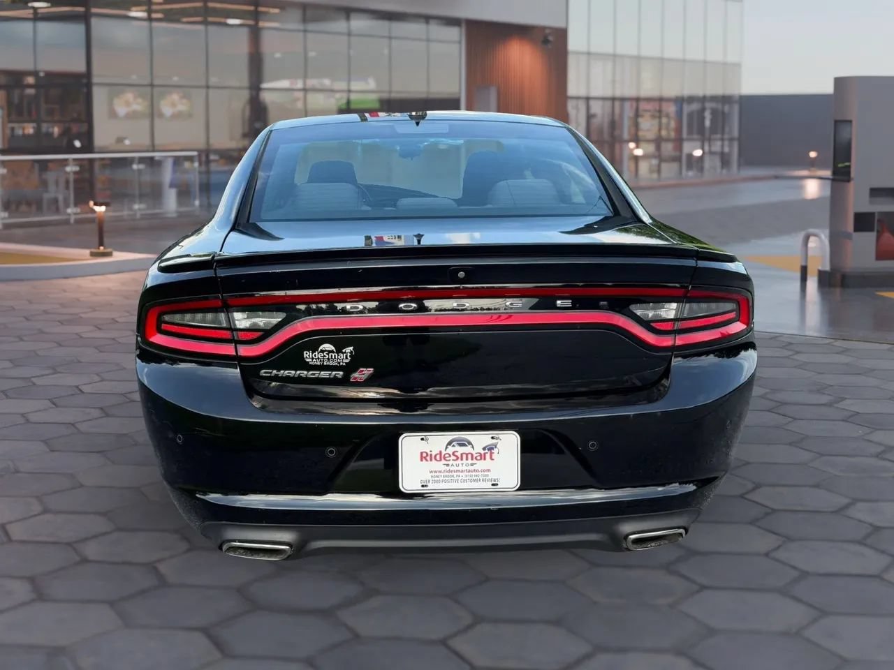 Used 2019 Dodge Charger SXT AWD/4WD image 10