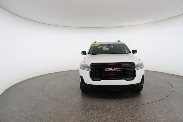 Used 2023 GMC Acadia SLE w/ Driver Convenience Package image 30