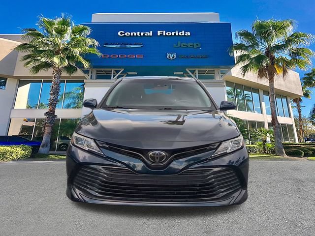 Used 2019 Toyota Camry LE FWD image 3