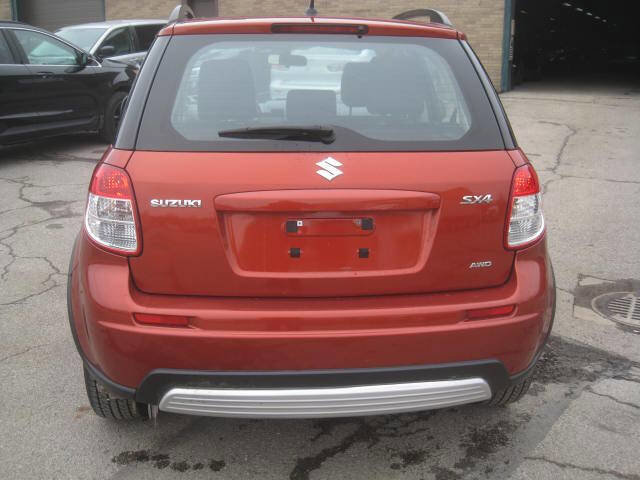 Used 2012 Suzuki SX4 Premium image 6