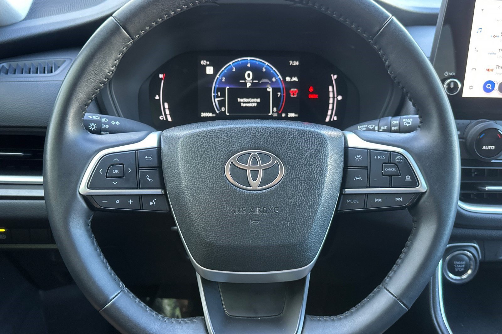 Used 2025 Toyota Grand Highlander FWD image 10