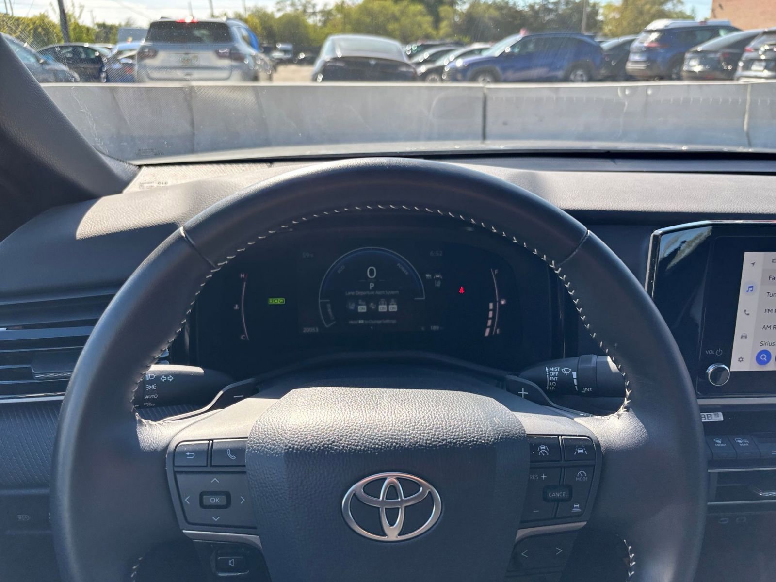 Used 2025 Toyota Camry SE FWD image 34