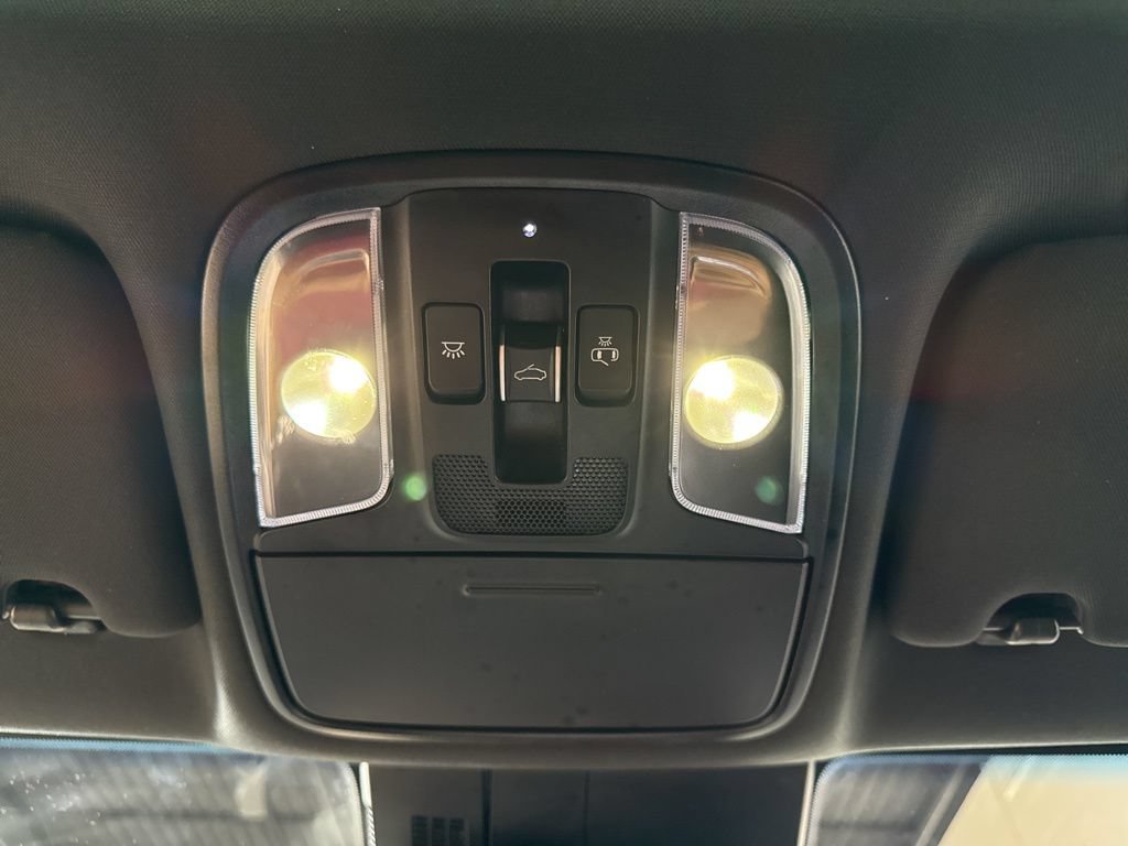 Used 2020 Kia Stinger GT2 AWD/4WD image 26