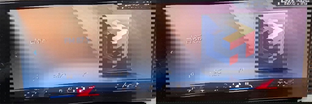 New 2025 BMW X7 xDrive40i w/ Premium Package image 15