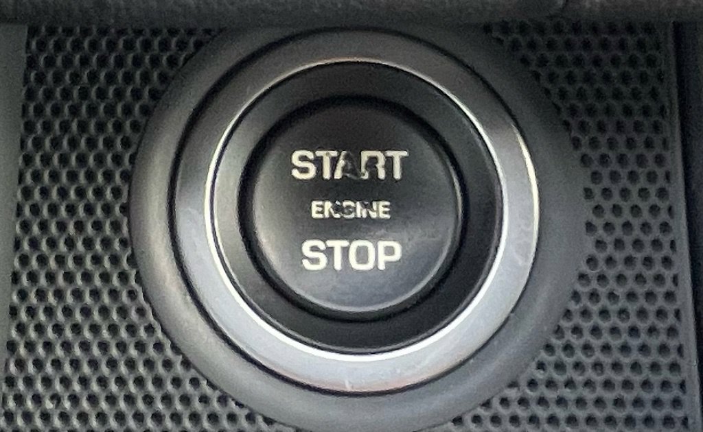 Used 2016 Land Rover Range Rover Sport SE AWD/4WD image 25