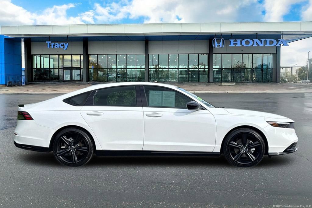 Certified 2025 Honda Accord Sport image 4