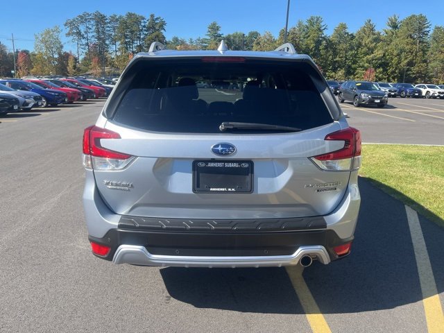 Used 2023 Subaru Forester Touring image 6