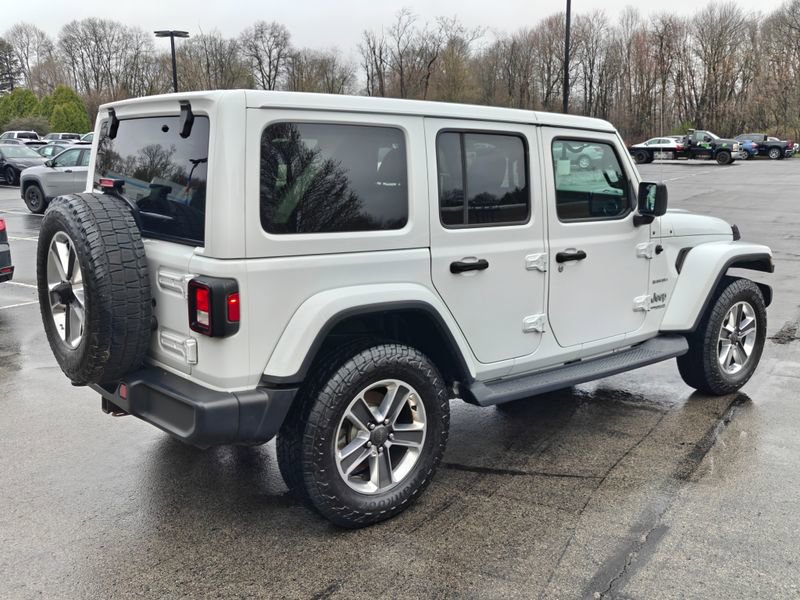 Used 2019 Jeep Wrangler Unlimited Sahara image 5