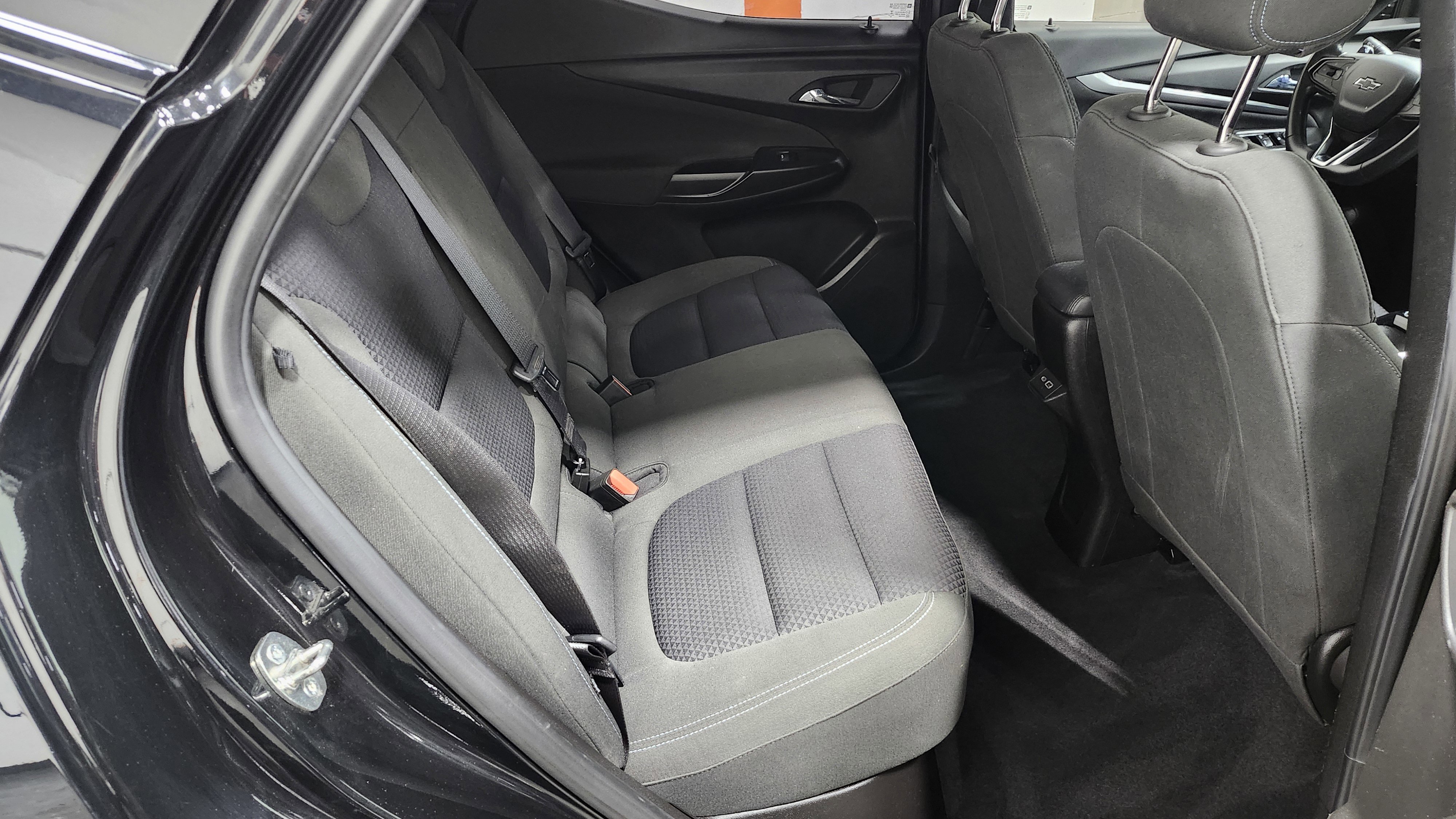 Used 2023 Chevrolet Bolt EUV LT w/ Driver Confidence Package image 17