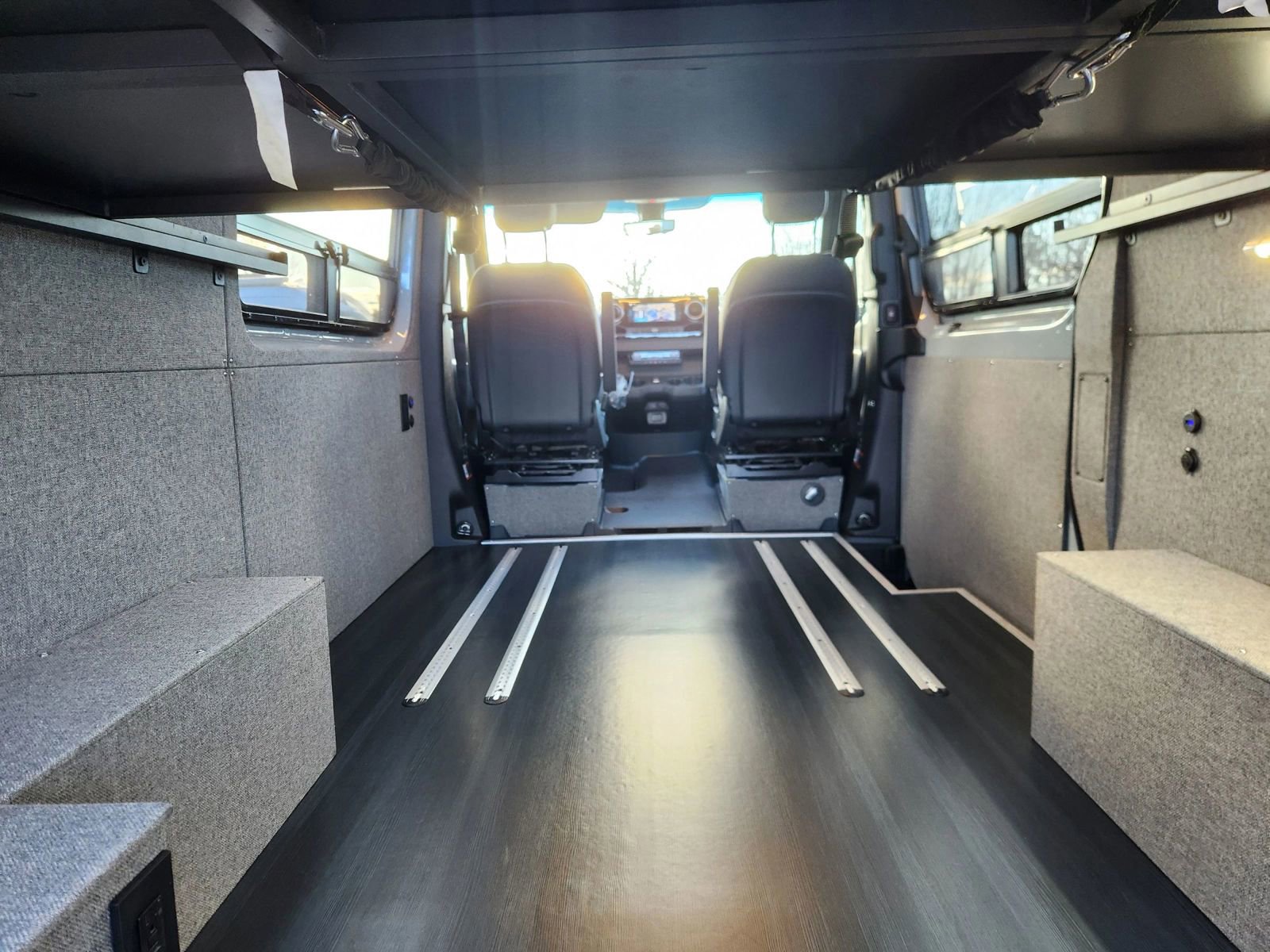 Used 2025 Mercedes-Benz Sprinter 2500 image 15