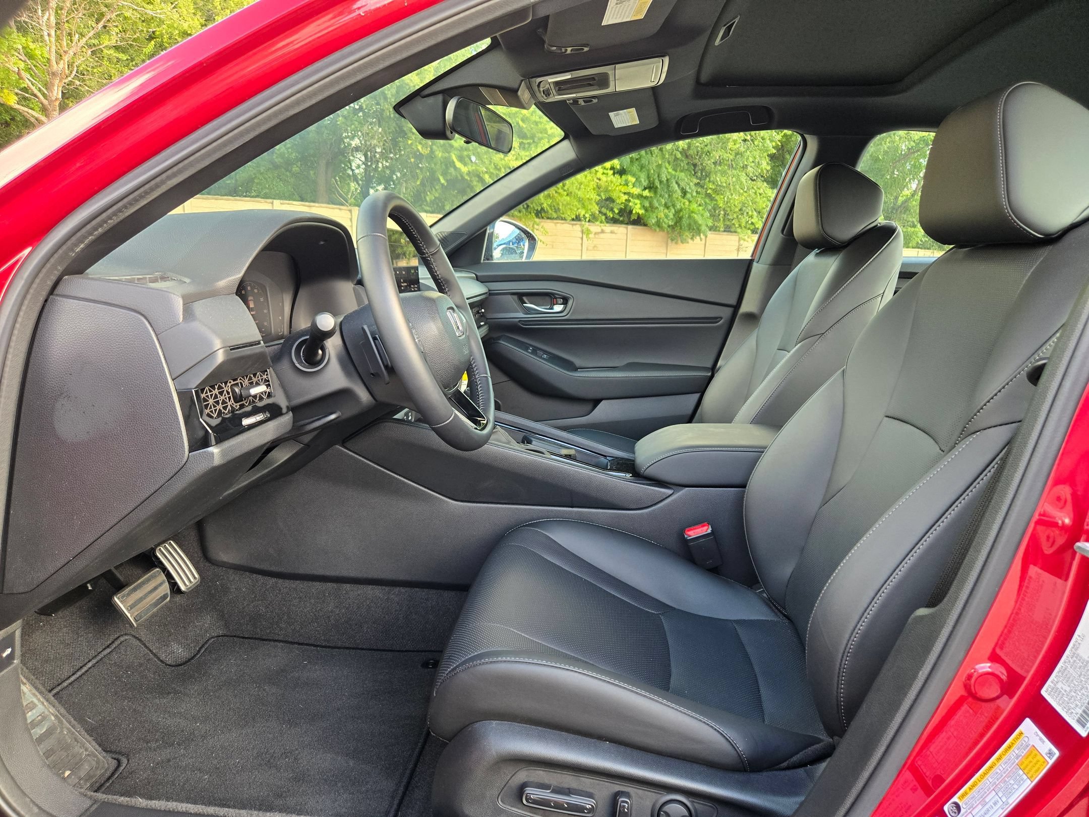 Certified 2025 Honda Accord Sport image 9