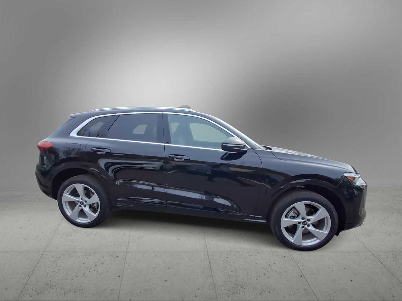 New 2025 Audi Q5 Premium Plus image 9