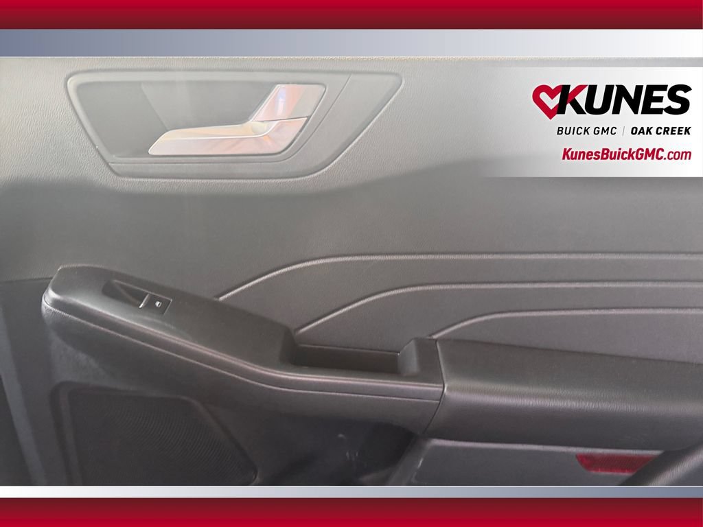 Used 2025 Ford Escape Platinum AWD/4WD image 34