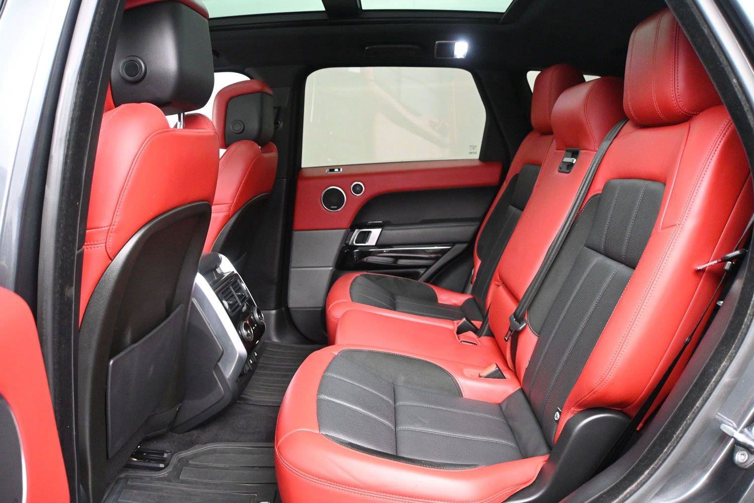Used 2020 Land Rover Range Rover Sport HST AWD/4WD image 12