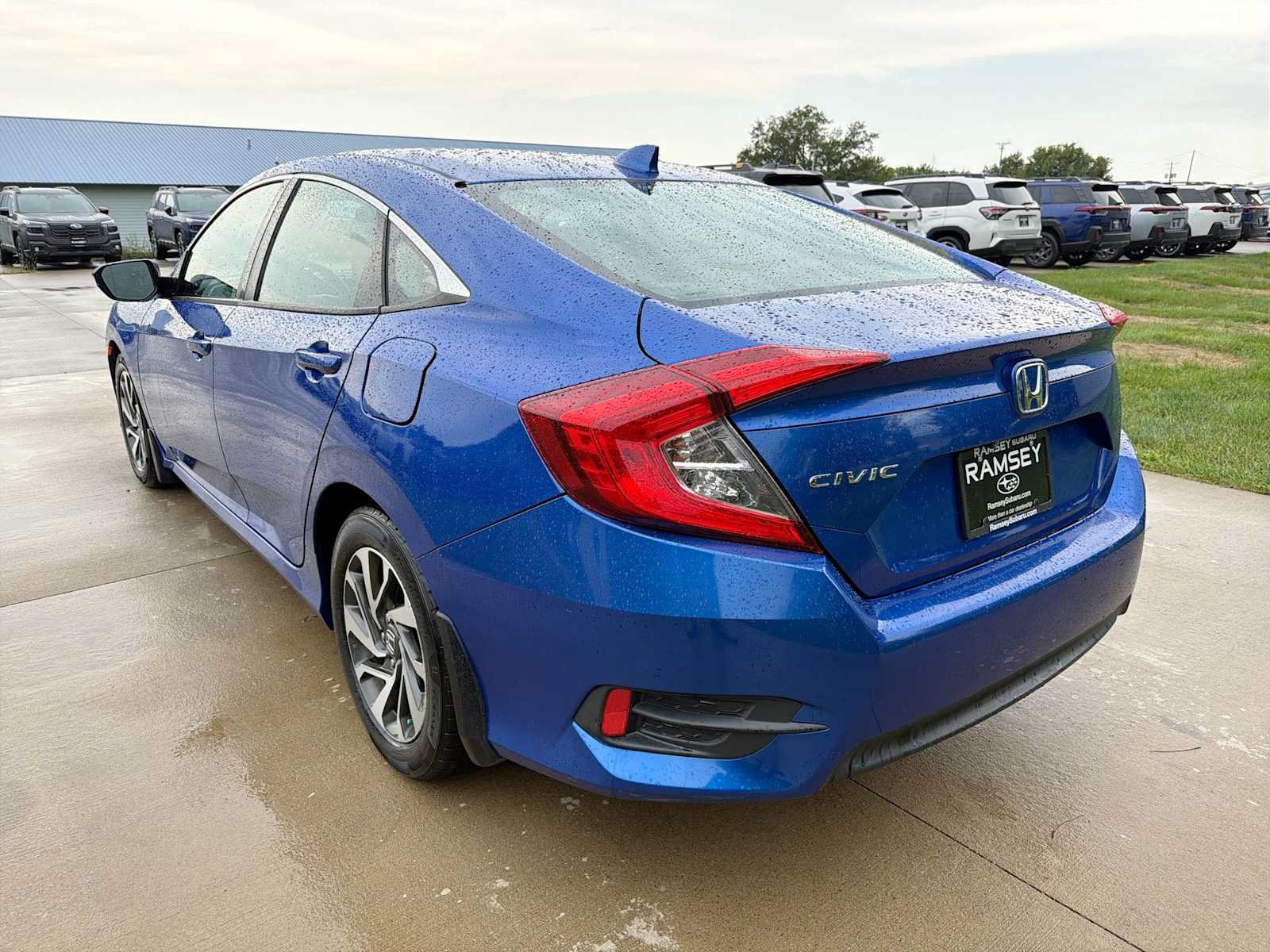 Used 2017 Honda Civic EX image 4