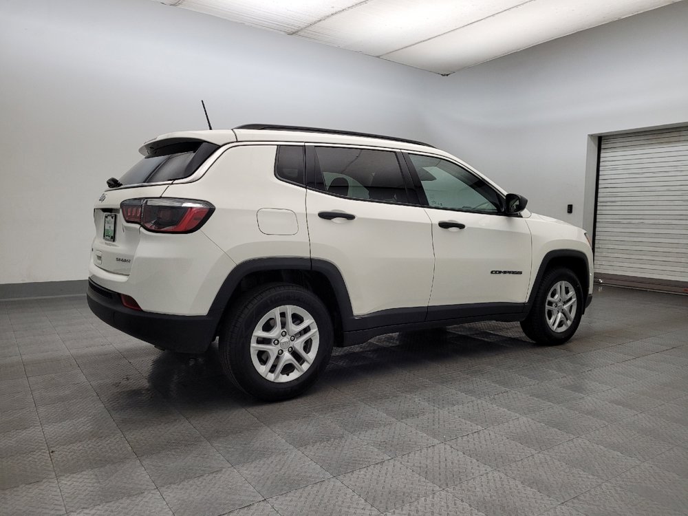 Used 2021 Jeep Compass Sport image 10