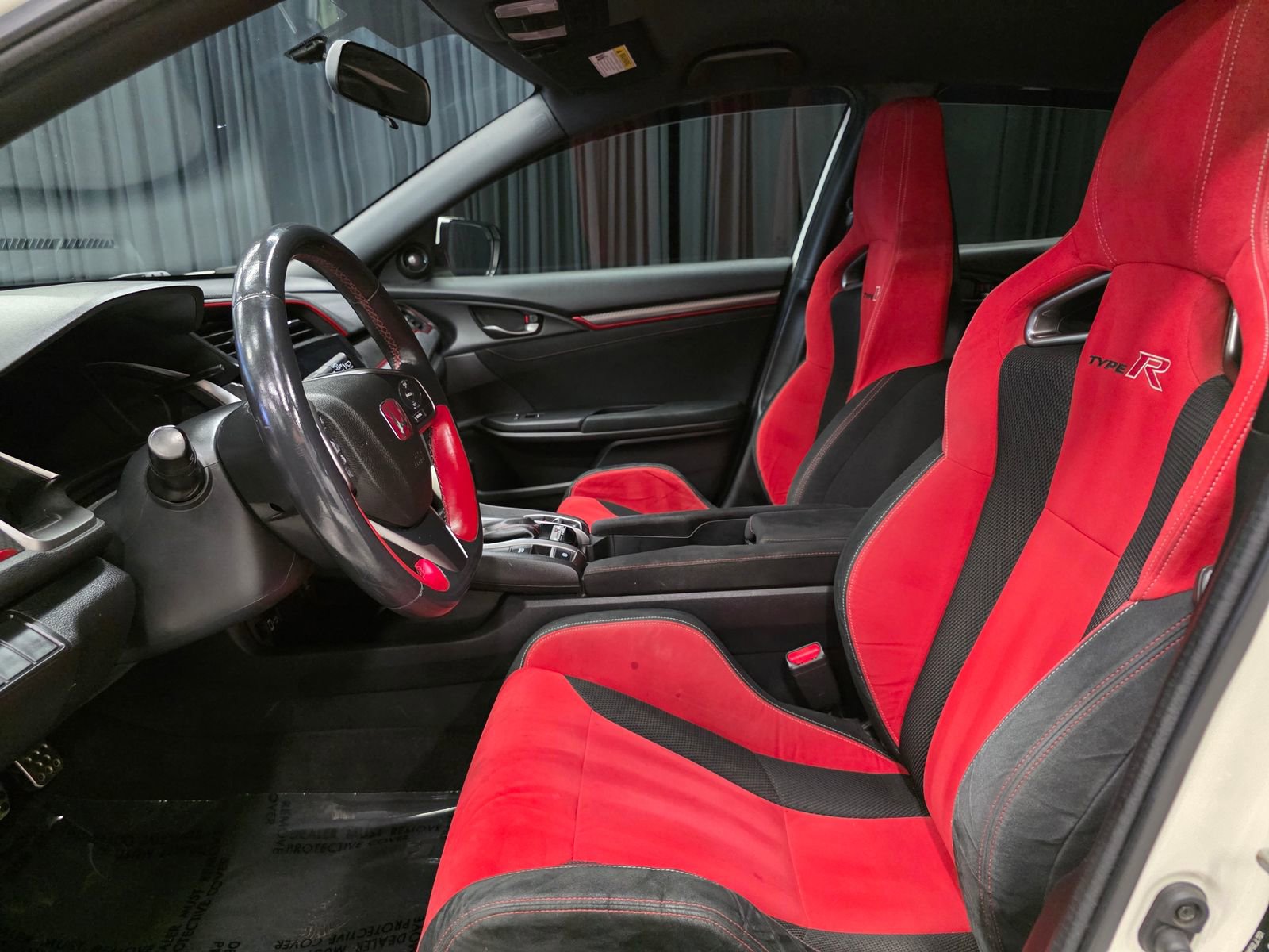 Used 2018 Honda Civic Type R image 15