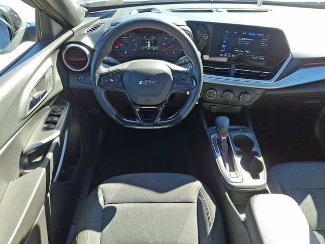 Certified 2024 Chevrolet Trax RS w/ Driver Confidence Package image 12