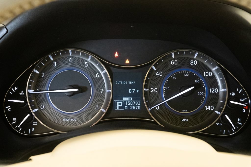 Used 2011 INFINITI QX56 4WD w/ Theater Pkg image 14