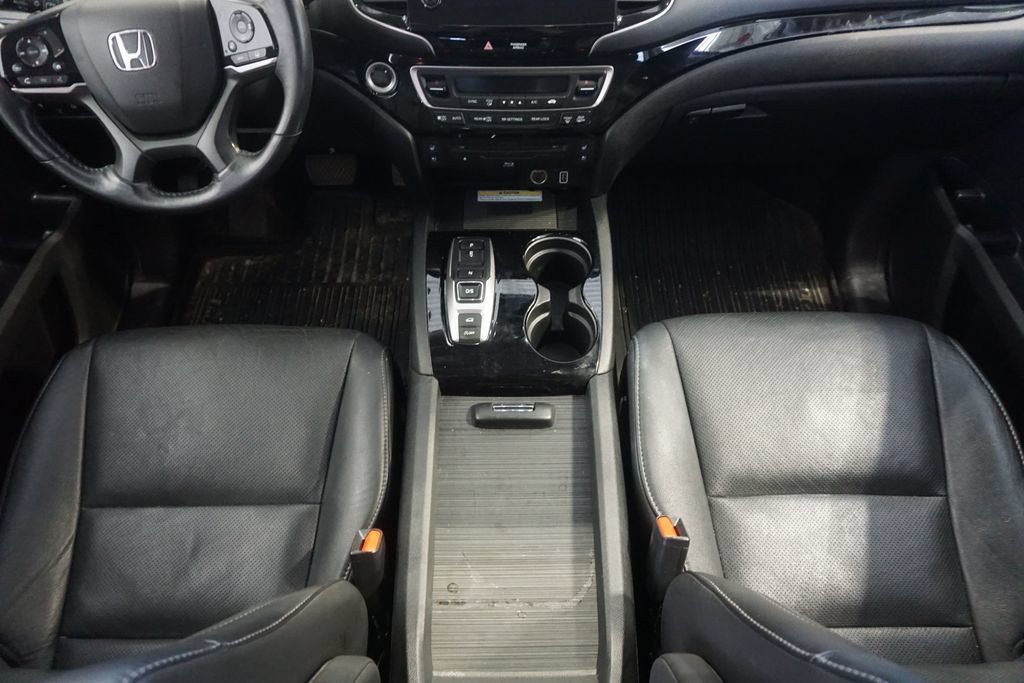 Used 2022 Honda Pilot Elite image 32