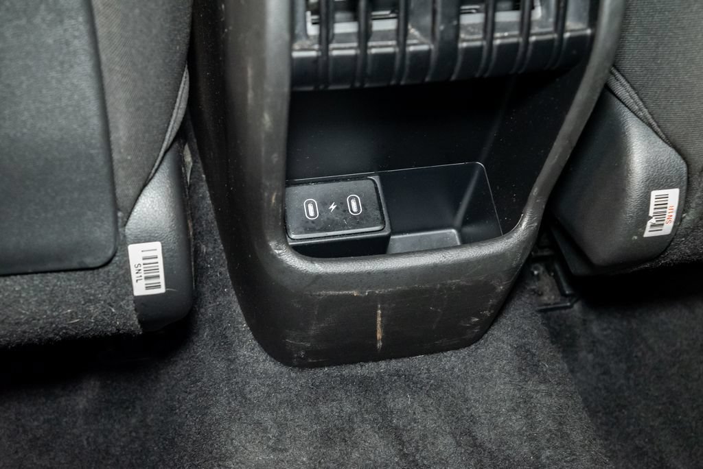 Used 2025 Hyundai Kona SEL FWD image 25